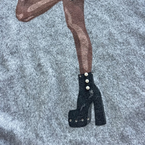 Love and Lace Gray Sweater with Fashion Graphic - Picture 13 of 16